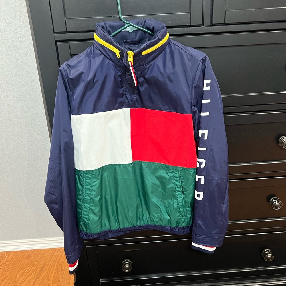 Tommy Hilfiger Size Small Windbreaker